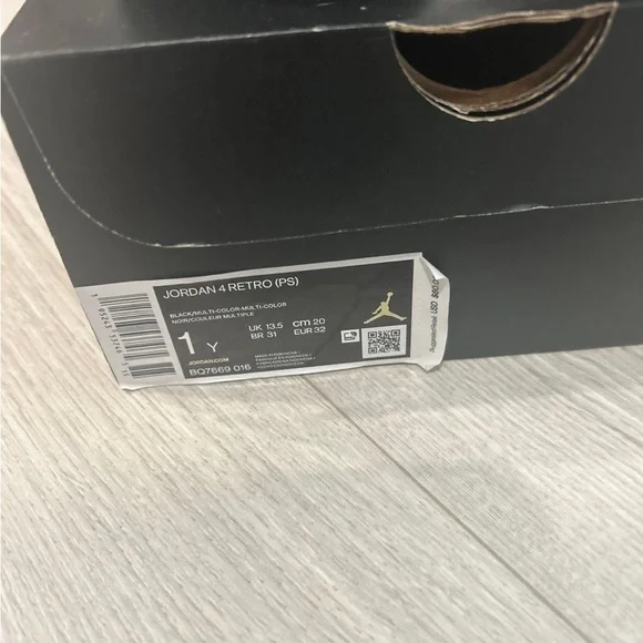 Jordan Retro 4 “Red Thunder” (1) PS 2022 - Picture 7 of 9